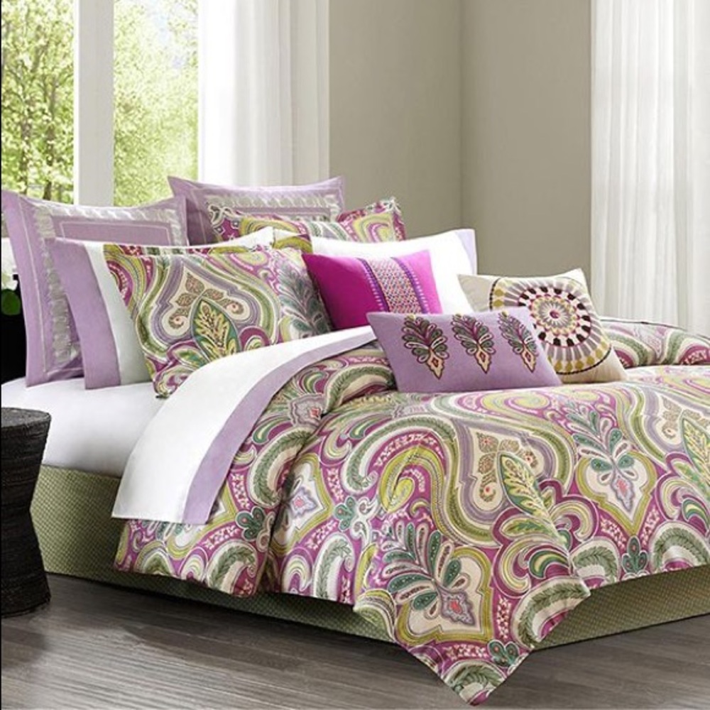 Pottery Barn Harper Paisley Duvet